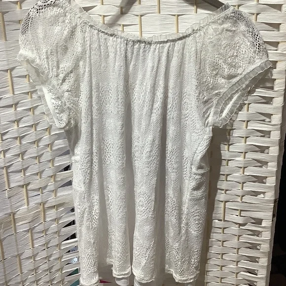 Dress Barn White Crochet Scoop Neck Tunic - Picture 3 of 4